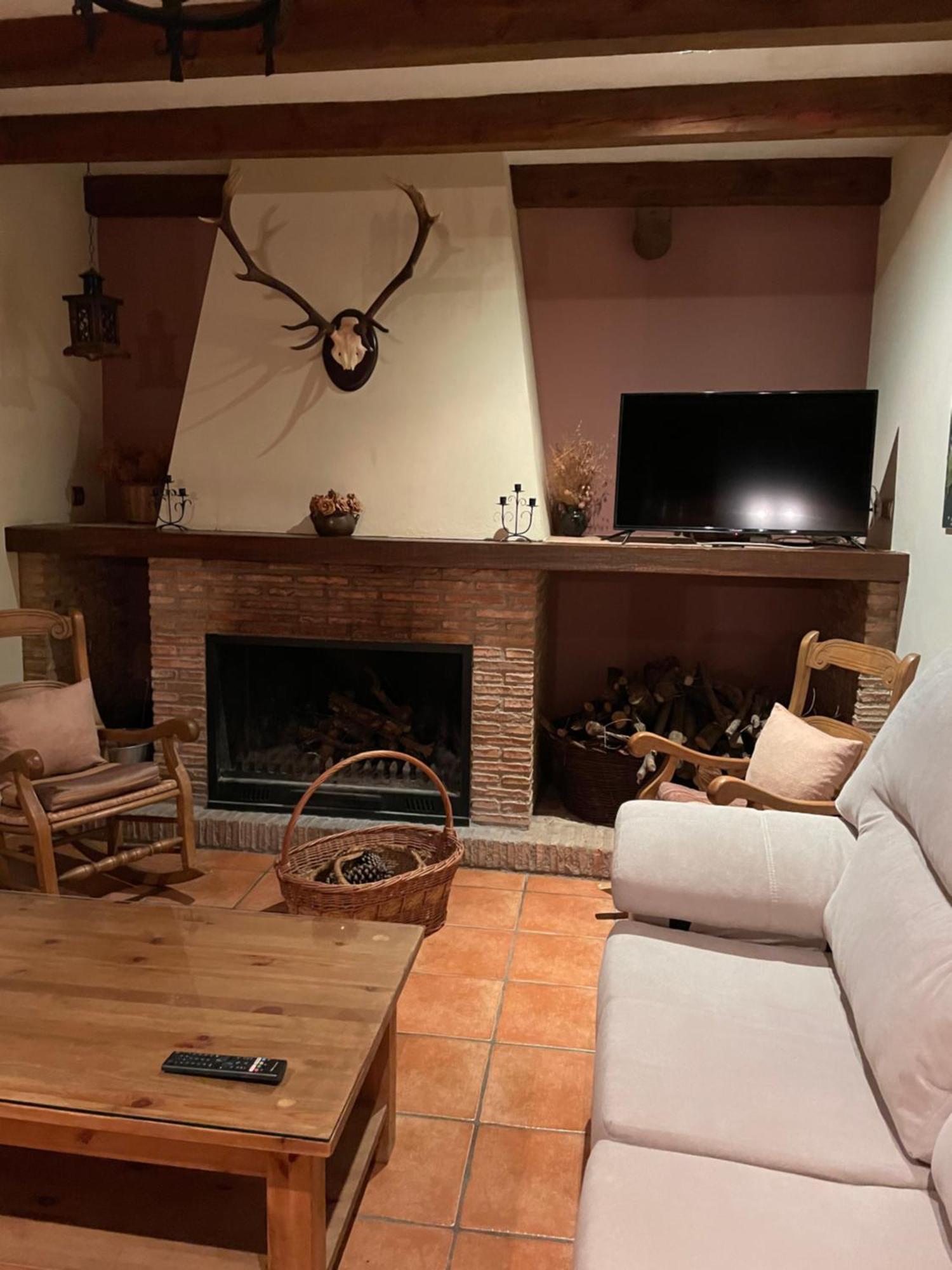 Vivienda Turistica Rural Casa Camilo Vendégház Segura de la Sierra Kültér fotó
